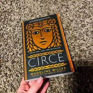 Circle book